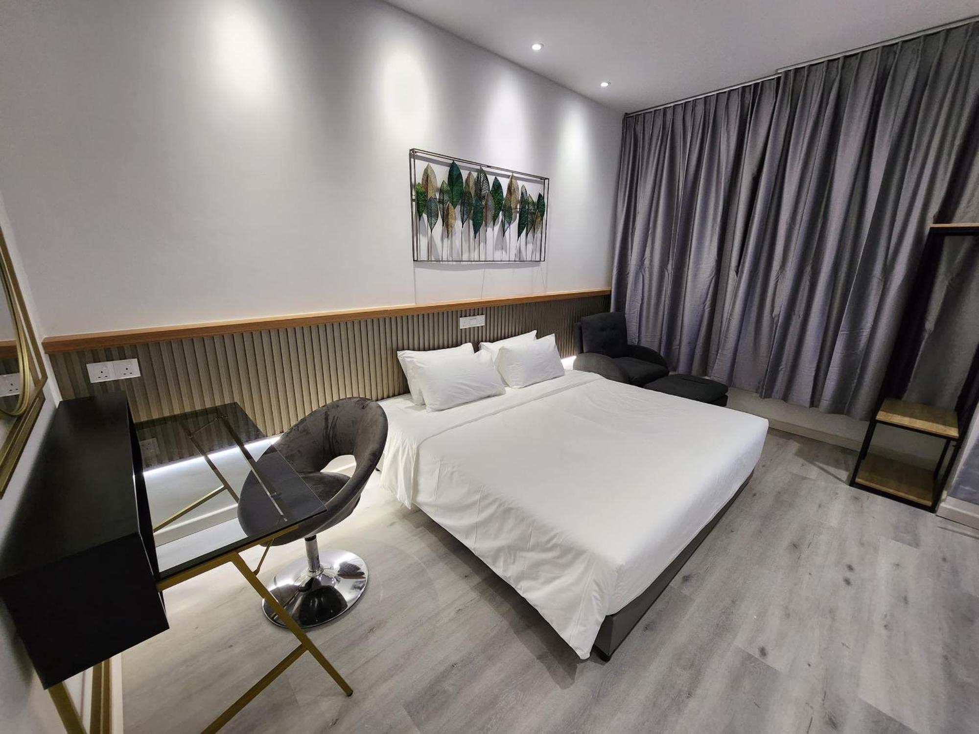 One Point Hotel Kuching Exterior foto
